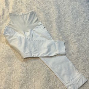 White maternity capri jeans size small